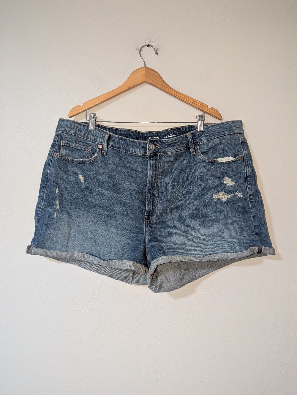24 Old Navy Distressed High Rise Cut Off Cuffed Hem Shorts